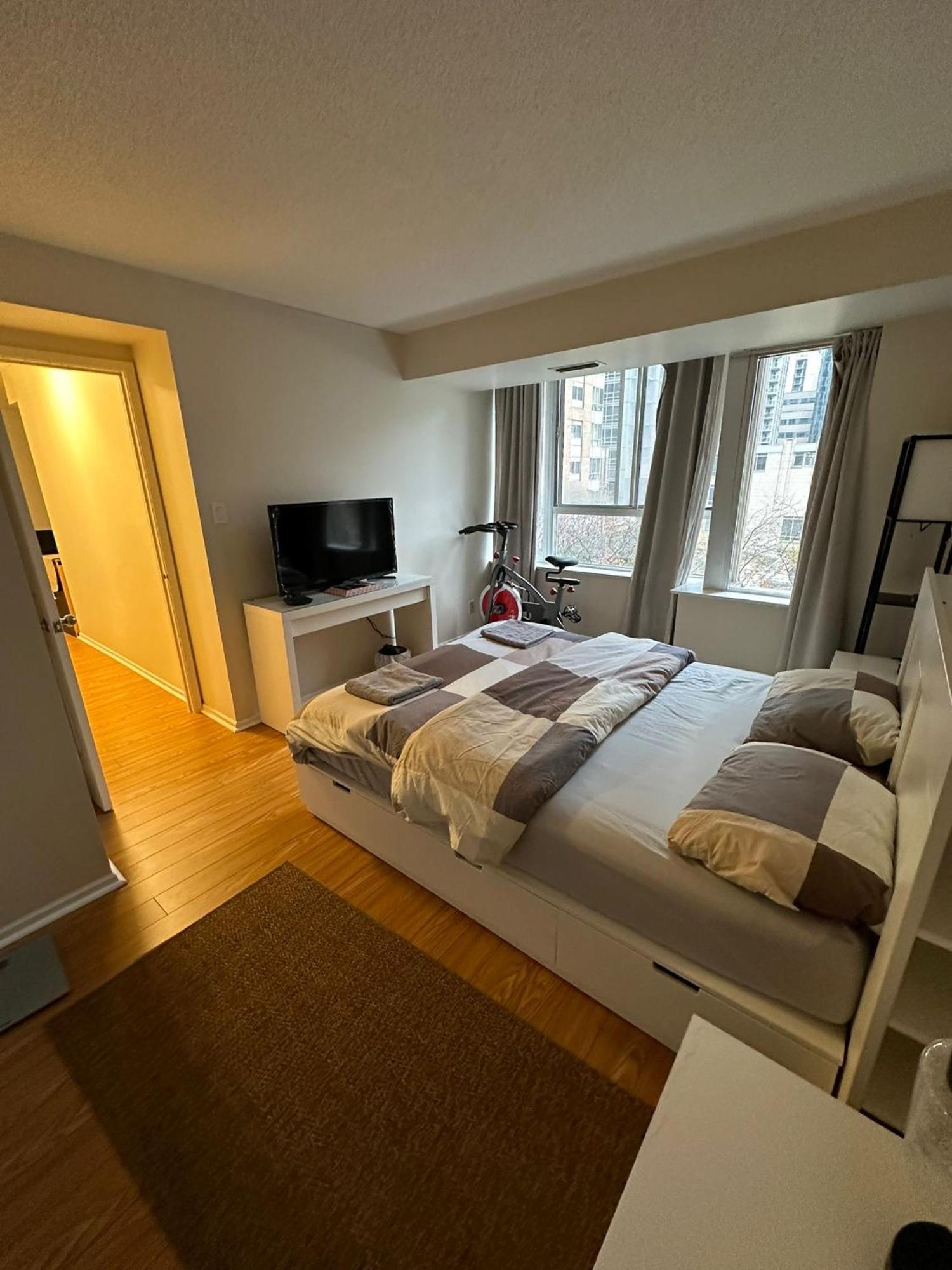 Best Location In Downtown- Walking To Eaton Centre, Nathan Phillips Square, Yonge-Dundas, Ikea,Transit Toronto Kültér fotó